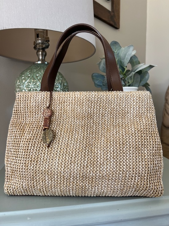 Relativity Handbags - Relativity Woven Straw Tote Bag with Brown Leather Handles Beachy Coastal